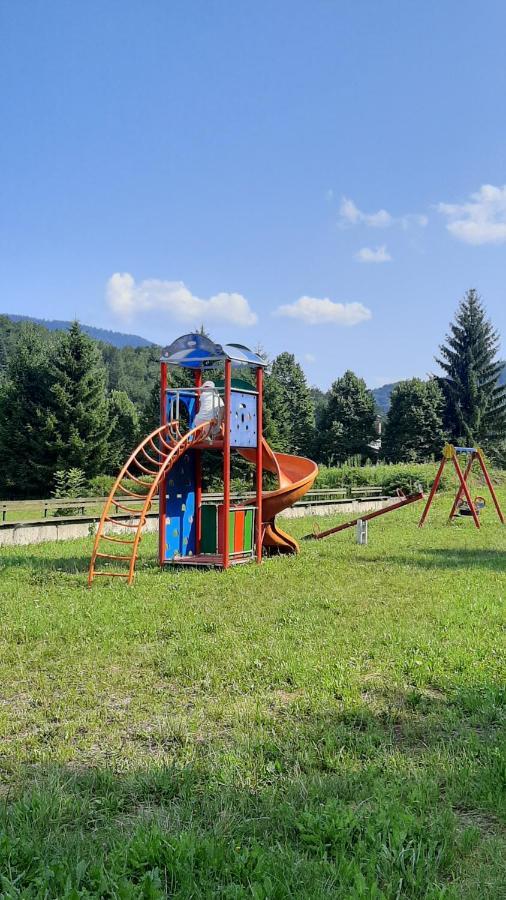 Kuca Za Odmor Forest Dream U Blizini Rijeke Kupe Plesce Esterno foto
